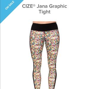 ISO BEACHBODY LEGGINGS